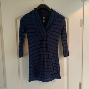 Deep V sweater, size small.